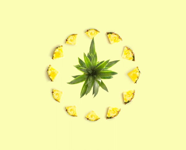 Animated illustration of a pineapple clock