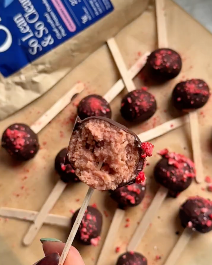 No-Bake Strawberry Protein Cake Pops