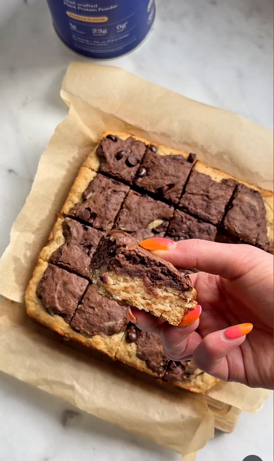 Banana Brondie Protein Bars