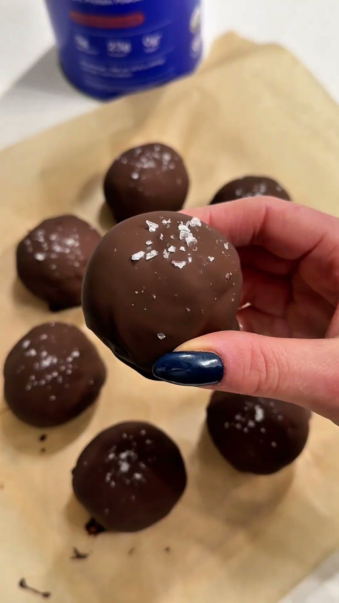 No-Bake Chocolate Brownie Protein Balls