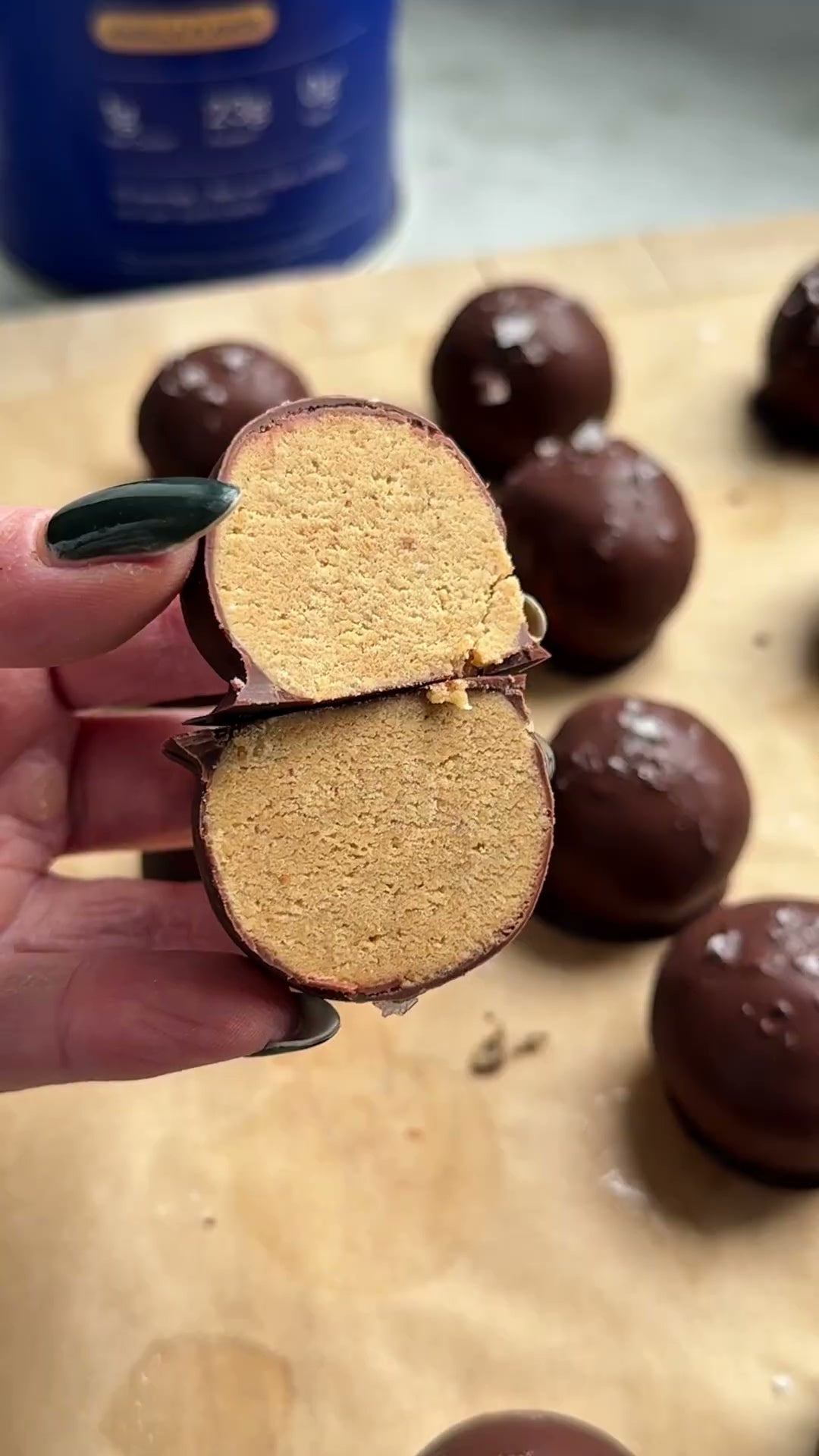 No-Bake Peanut Butter Protein Balls